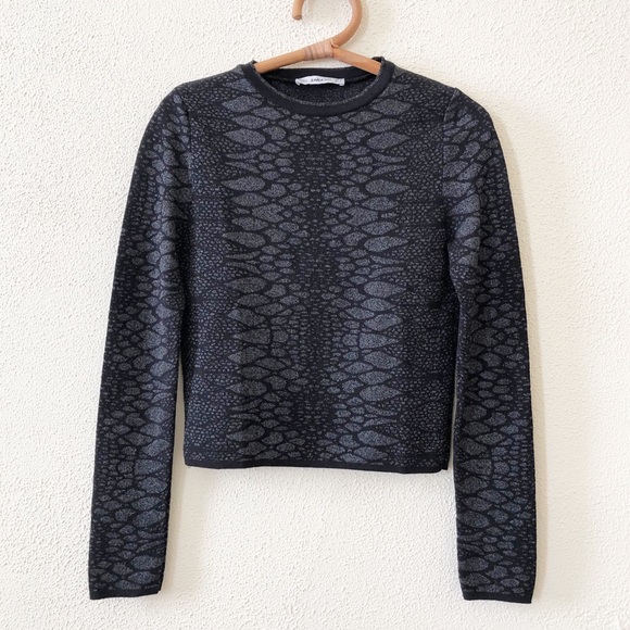 Zara Sweaters - NWOT Zara Cropped Sweater S
